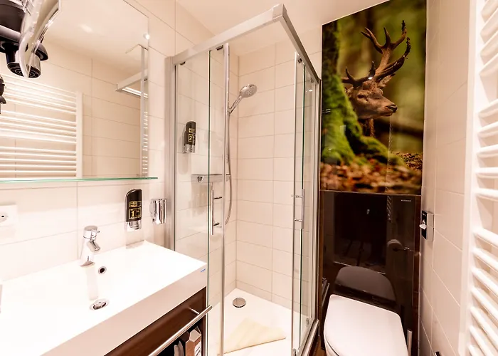 Ringhotel Jaegerhof ホテル